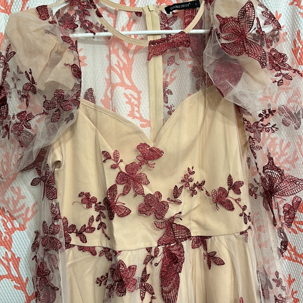 Dress - Picture 2 of 4